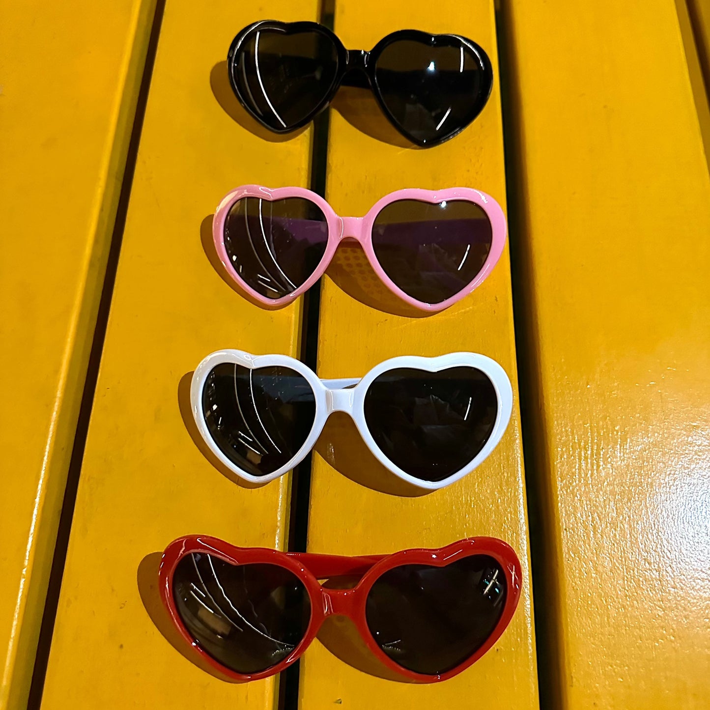 TrendyCove™ HeartGlow Glasses